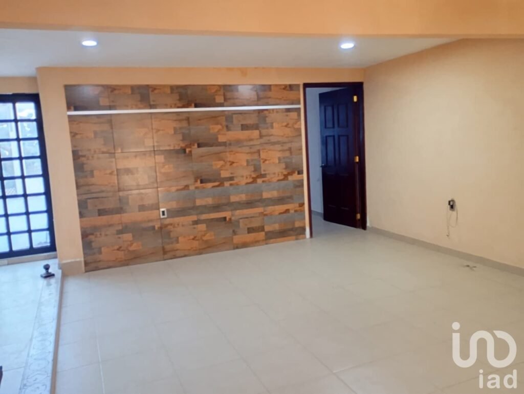 VENTA DE CASA CRECA DEL ONMIBUS Y CENTRAL DE PACHUCA HIDALGO