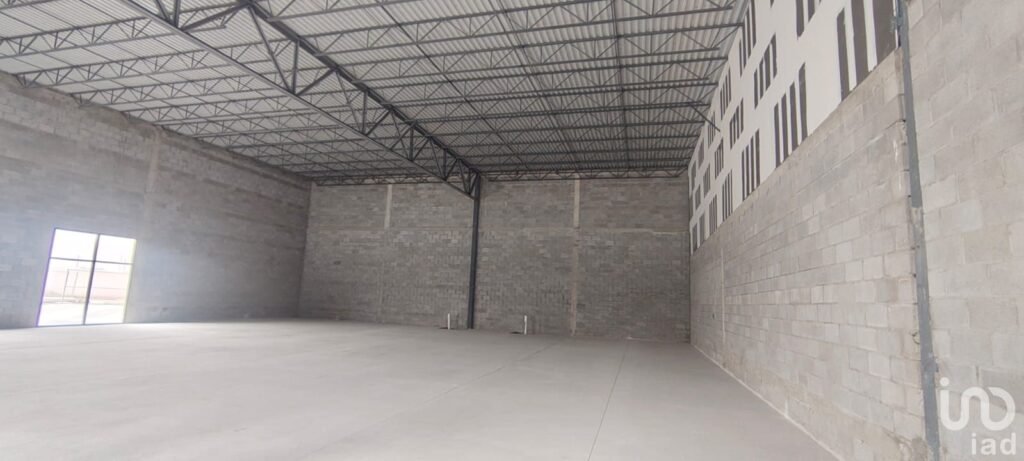 Locales en renta en Plaza Comercial en zona Las Torres