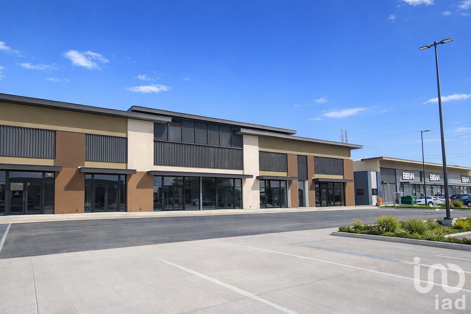 Locales en renta en Plaza Comercial en zona Las Torres Locales en renta en Plaza Comercial en zona Las Torres