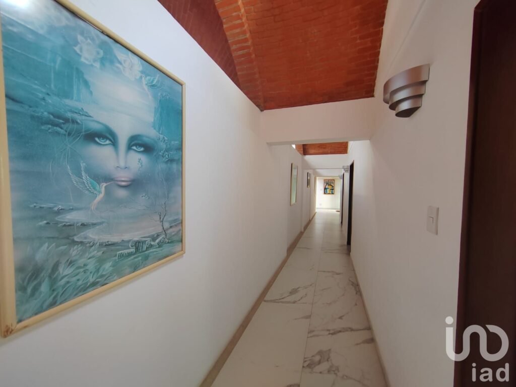 Imponente Casa en Venta en Bello Horizonte con 4 Suites y 680 m² de Construcción