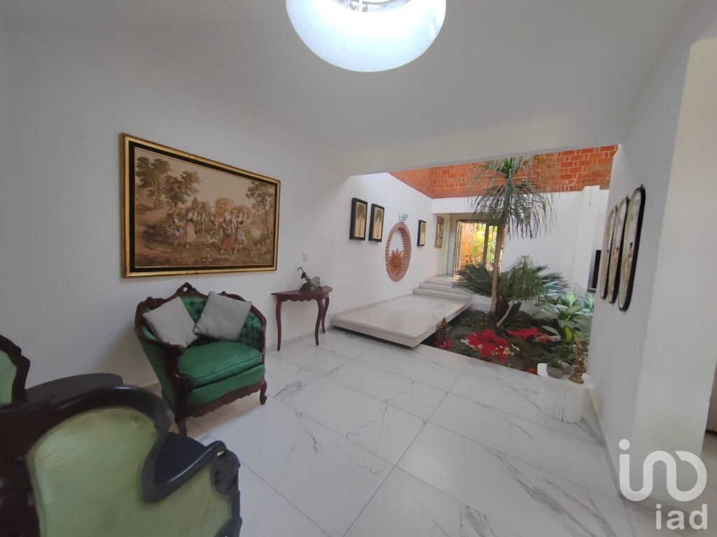 Imponente Casa en Venta en Bello Horizonte con 4 Suites y 680 m² de Construcción