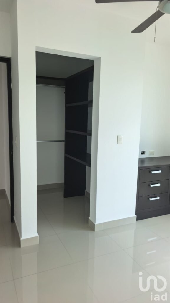RENTO DEPARTAMENTO EN CASCADE, RESIDENCIAL CUMBRES, CANCUN, Q.ROO