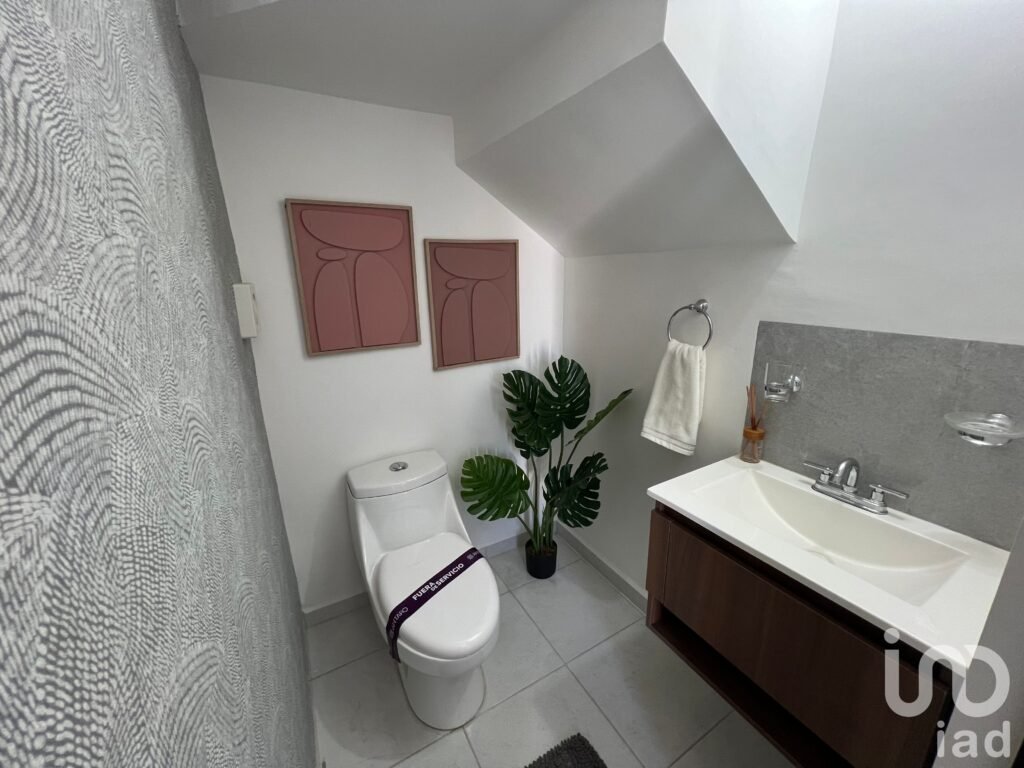 Casas en Venta en Antaro Residencial, Villa de Pozos, cerca de la zona industrial.