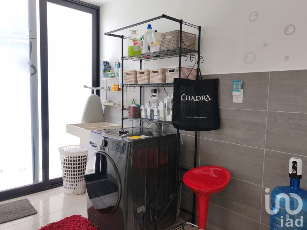 Venta de amplia casa en Hacienda Carlota, Corregidora, Querétaro