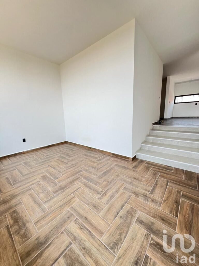 Casa en venta de 4 cuartos en Hacienda Carlota, Corregidora, Querétaro