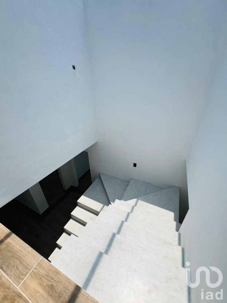 Casa en venta de 4 cuartos en Hacienda Carlota, Corregidora, Querétaro