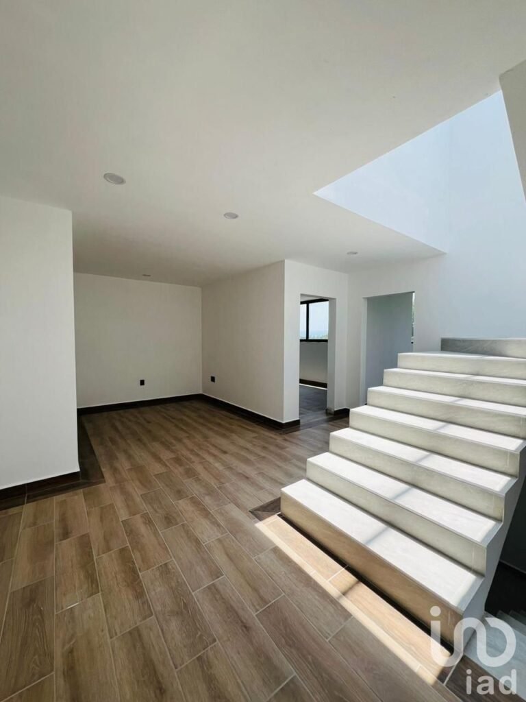 Casa en venta de 4 cuartos en Hacienda Carlota, Corregidora, Querétaro