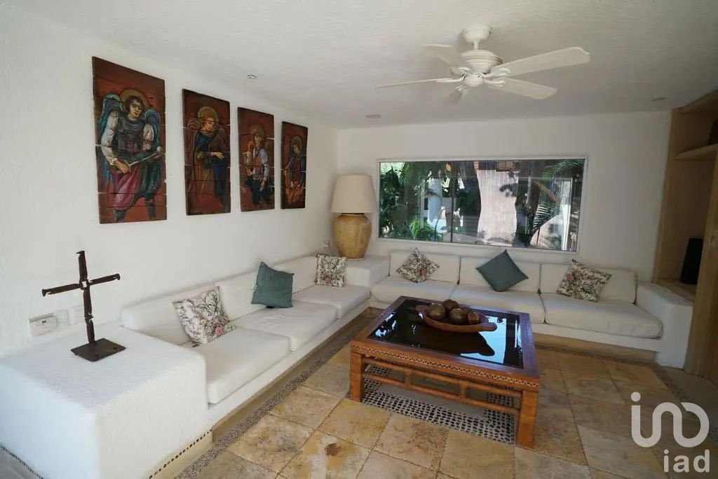 Vistas de Revista, Vida de Lujo: Casa en Venta en Las Brisas, Acapulco.