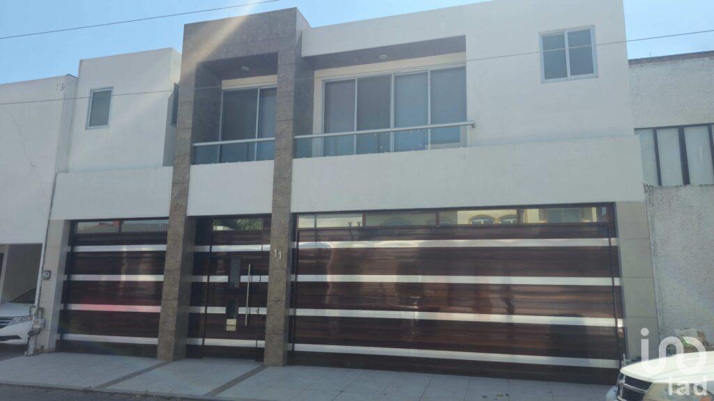 Casa en Venta en Jardines de Zavaleta