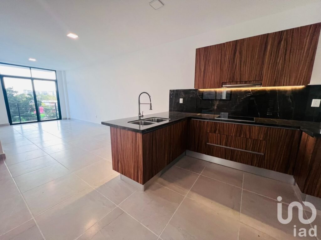 Departamento de una recámara con Roof Top Privado Av. Huayacan, cancún Quintara roo