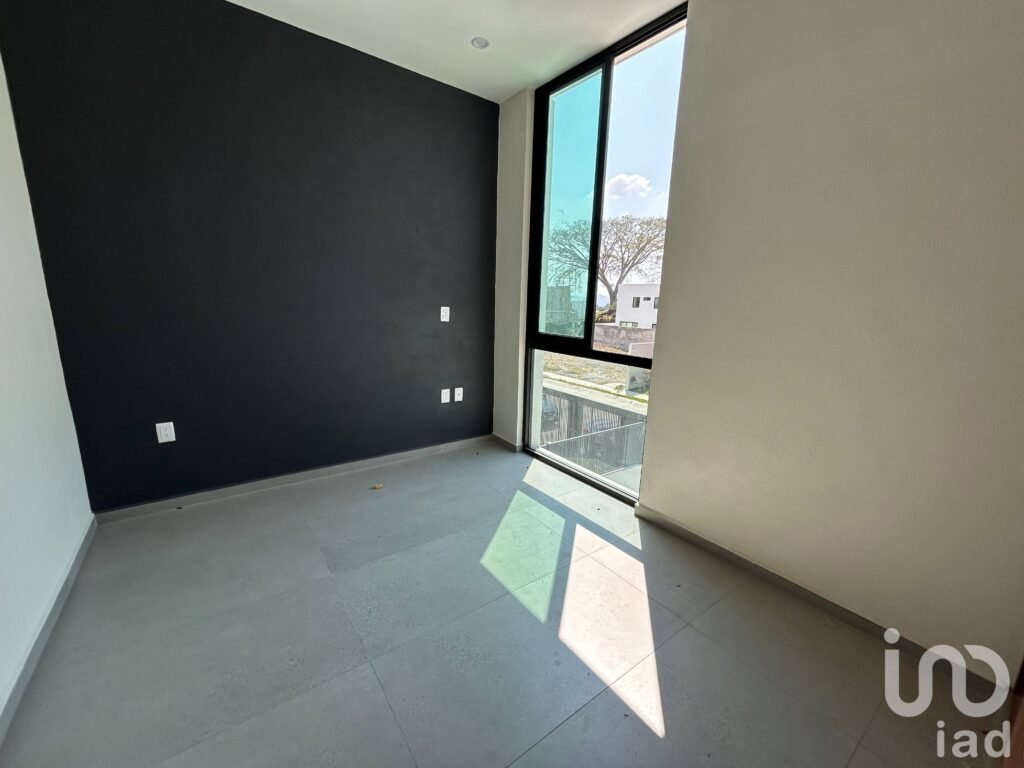 Venta de casa por estrenar en Fracc. La Herradura en Colima con vista a jardín como amenidad