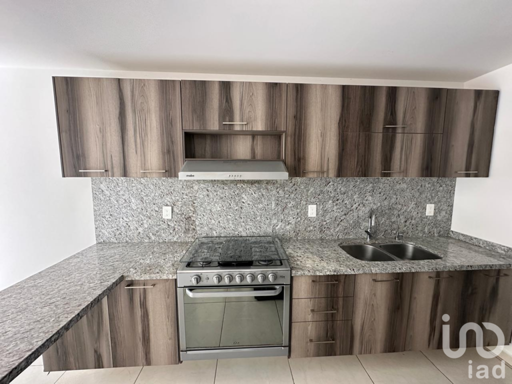 Casa en Paseos de Zakia Poniente 700, Condominio Galassi, El Marqués, Santiago de Querétaro, CP76269