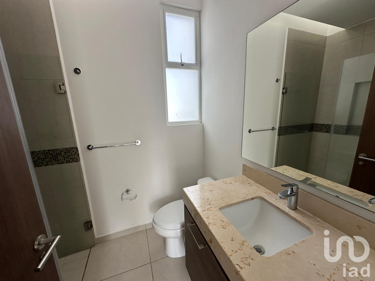 Casa en Paseos de Zakia Poniente 700, Condominio Galassi, El Marqués, Santiago de Querétaro, CP76269