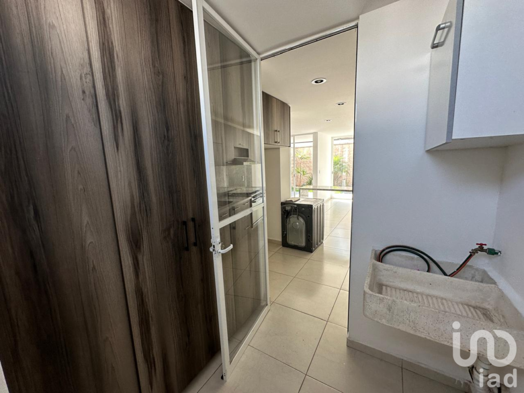 Casa en Paseos de Zakia Poniente 700, Condominio Galassi, El Marqués, Santiago de Querétaro, CP76269