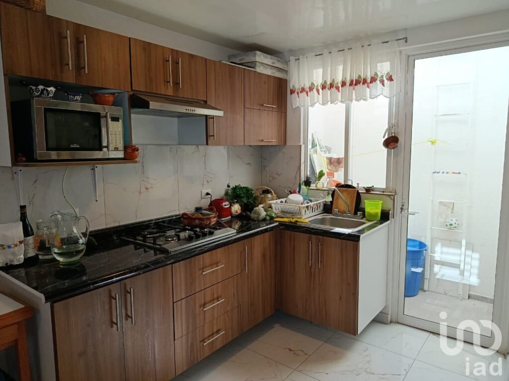 CASA EN VENTA EN COL BUGAMBILIAS, PUEBLA