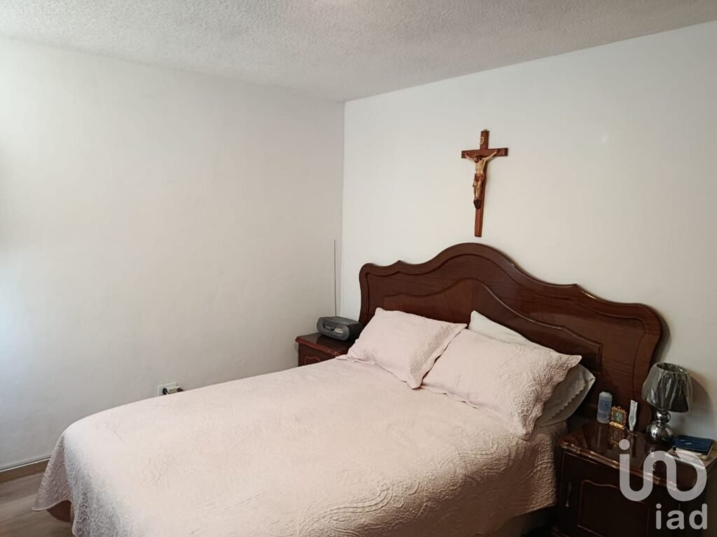 CASA EN VENTA EN COL BUGAMBILIAS, PUEBLA