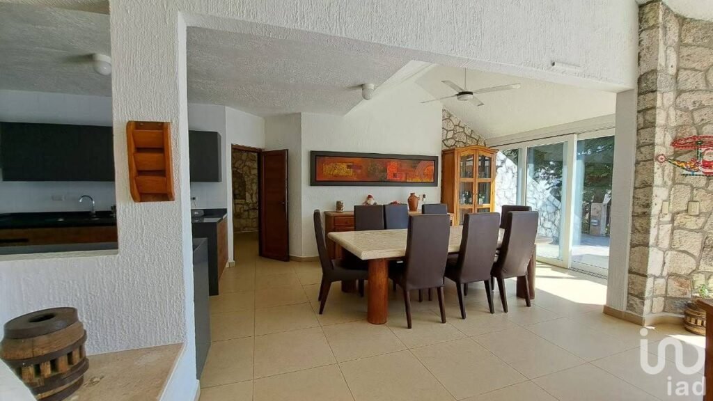 Casa en Venta, Tequesquitengo, Jojutla Morelos