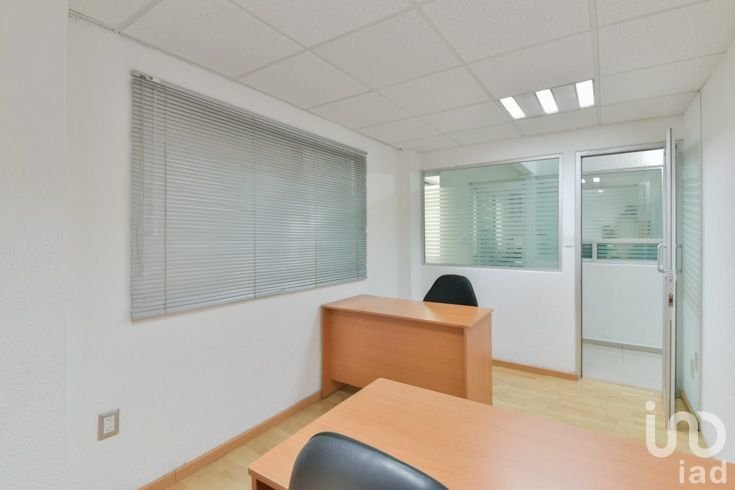 GRAN OPORTUNIDAD DE VENTA EDIFICIO EN NAPOLES