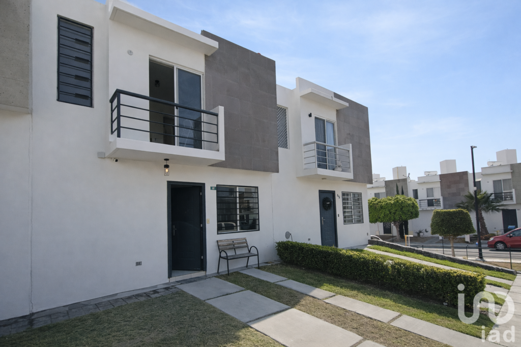 Casa en VENTA, Valle de Santiago, QUERETARO. Condominio Privado