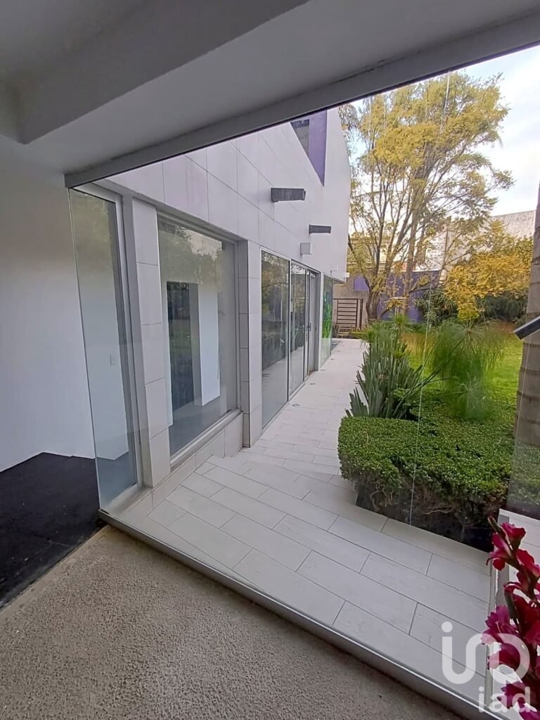 VIVE RODEADO DE NATURALEZA SIN SALIR DE LA CIUDAD RENTA DEPARTAMENTO AMUEBLADO