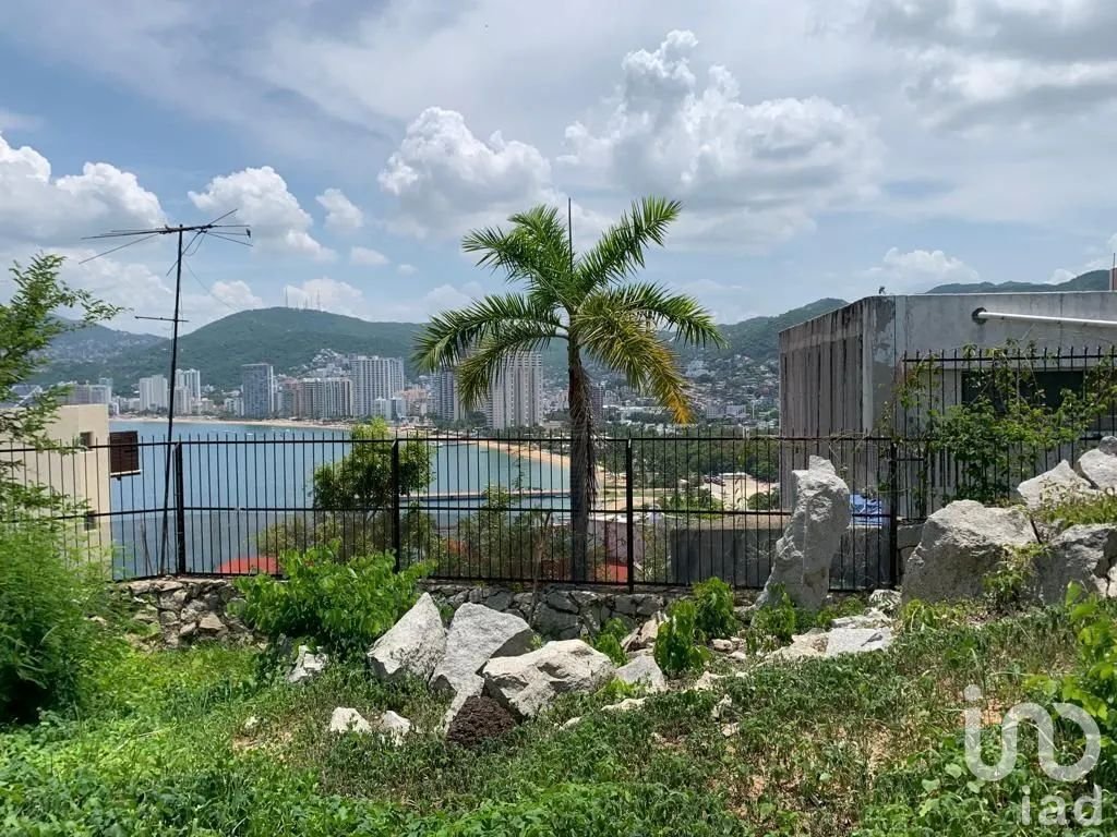 Sbr/ Terreno en Acapulco
