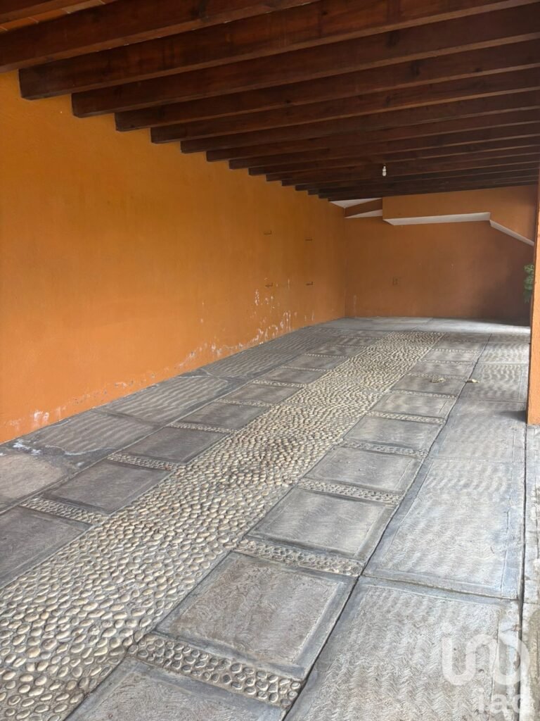 CASA EN VENTA EN FRACCIONAMIENTO LOMAS DE AHUATLAN, CUERNAVACA