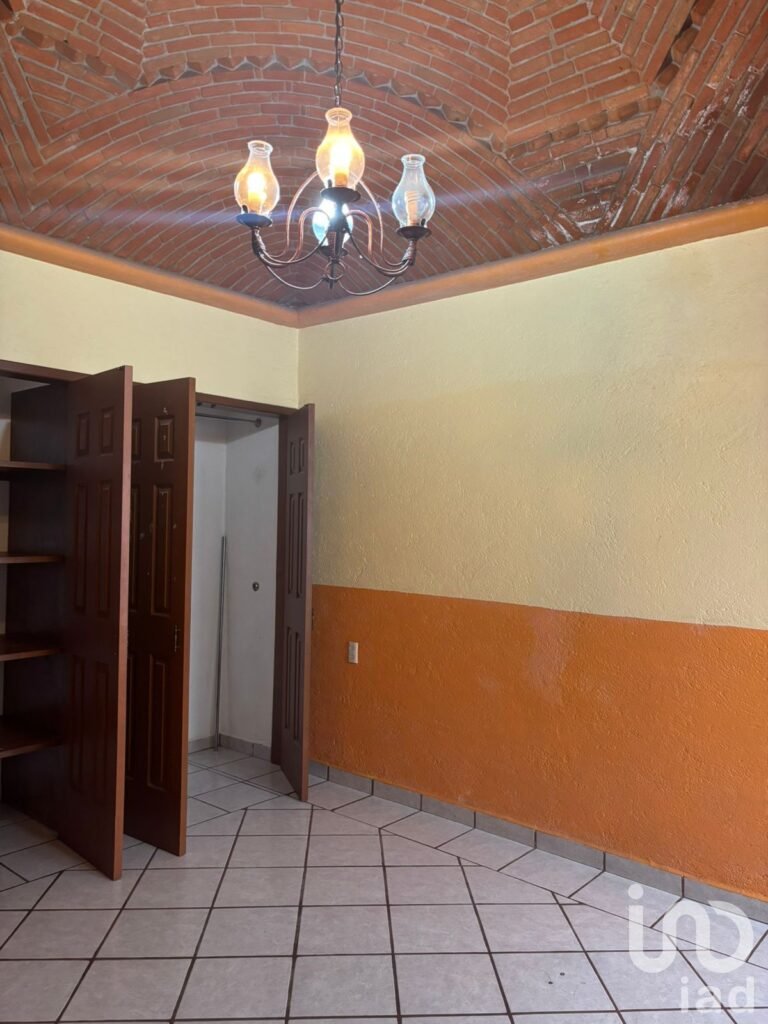 CASA EN VENTA EN FRACCIONAMIENTO LOMAS DE AHUATLAN, CUERNAVACA