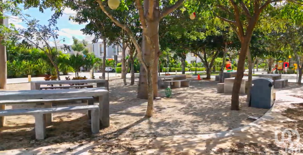 Casa Nueva en Venta en Privada con Amenidades en Conkal Yucatán