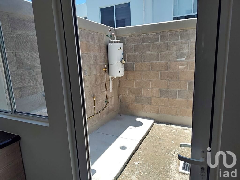 CASA EN RENTA EN CD MARQUES - CONDOMINIO KARAN - QUERETARO