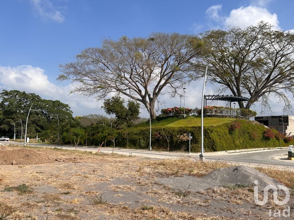 Venta de terreno residencial en La Herradura