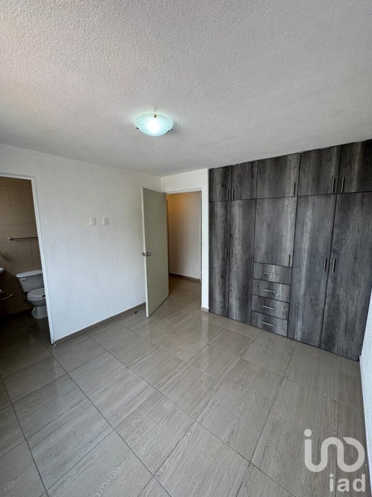 DEPARTAMENTO en venta Real Granada