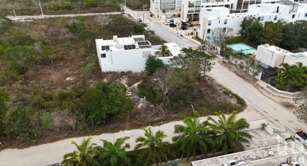 Terreno en venta en esquina en Temozón, Mérida, Yucatán.