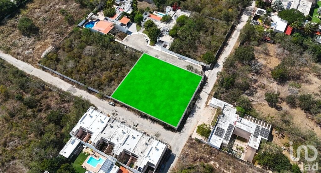 Terreno en venta, en esquina en Temozón, Yucatán.