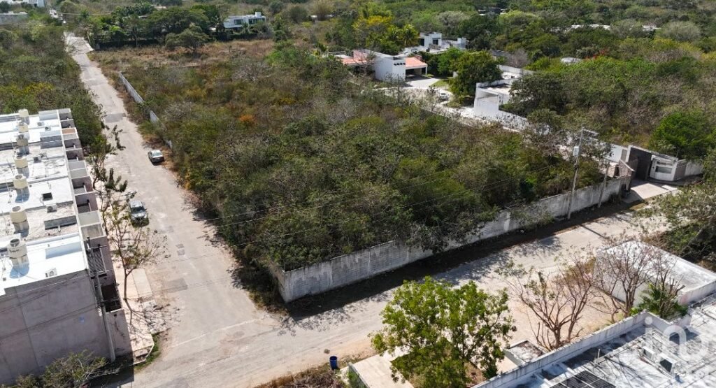 Terreno en venta, en esquina en Temozón, Yucatán. - 2324930 terreno en venta terreno en venta en esquina en temozon yucatan 287798