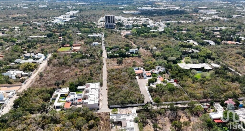 Terreno en venta, en esquina en Temozón, Yucatán.