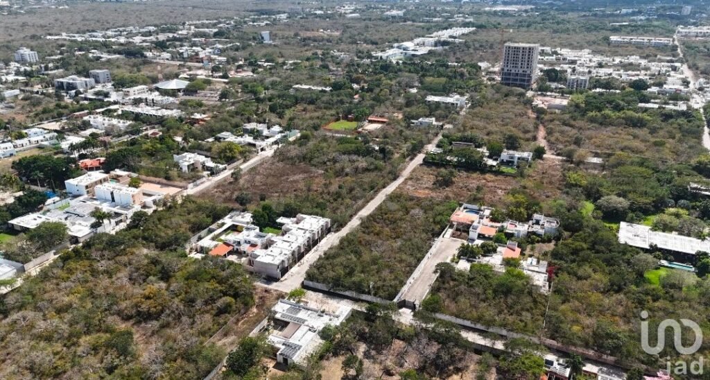 Terreno en venta, en esquina en Temozón, Yucatán.