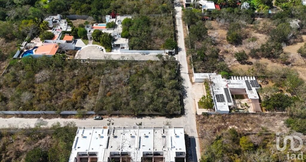 Terreno en venta, en esquina en Temozón, Yucatán.