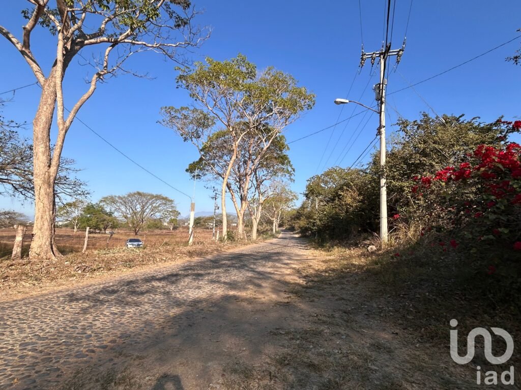 Terreno en venta en Pandora Luxury Condo en Colima en zona de alto valor comercial