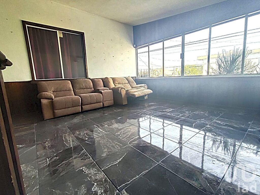 Casa en renta de 5 recámaras en Ramos Arizpe