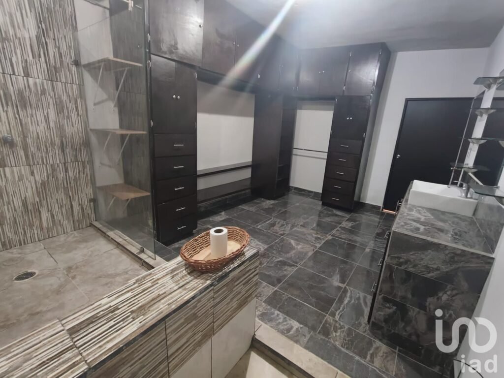 Casa en renta de 5 recámaras en Ramos Arizpe