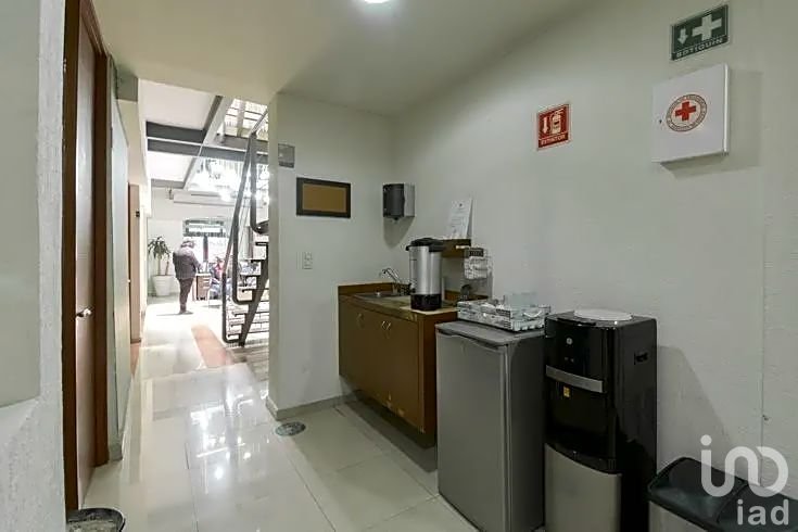 GRAN OPORTUNIDAD DE EDIFICIO EN HIPÓDROMO A.O.