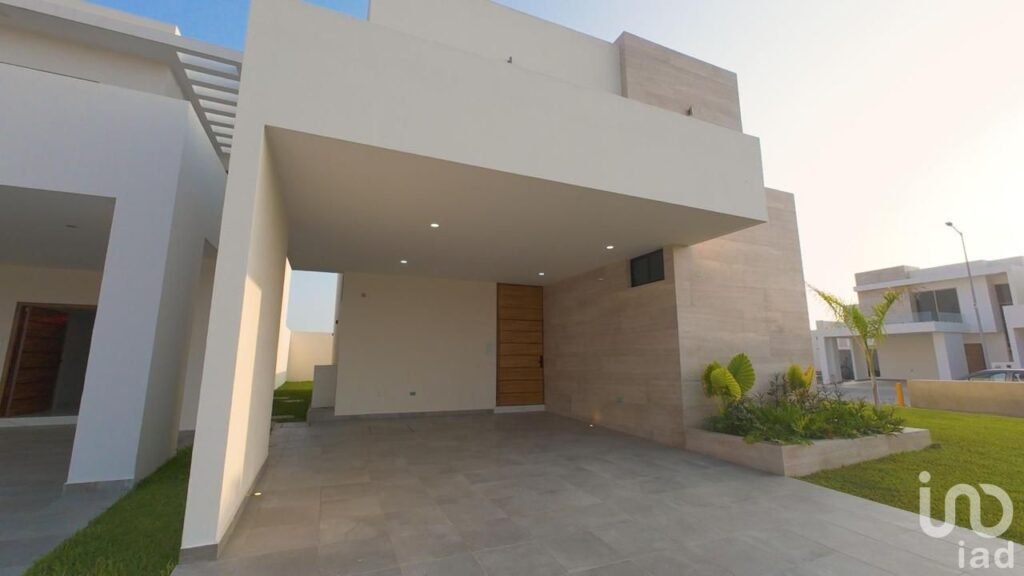 Casa modelo Isis en venta en Fraccionamiento Olympus, Mazatlán, Sinaloa.