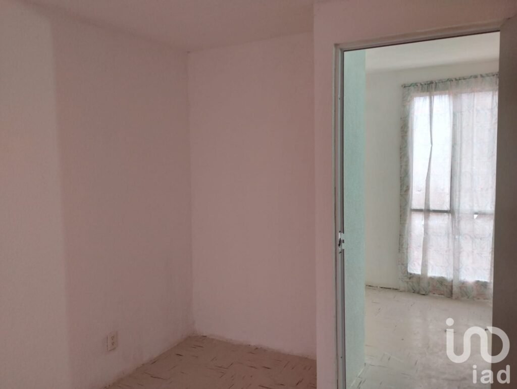 VENDO CASA EN PASEOS DEL LAGO, ZUMPANGO, ESTADO DE MÉXICO