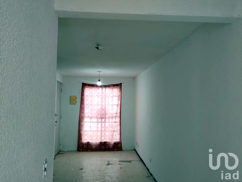 VENDO CASA EN PASEOS DEL LAGO, ZUMPANGO, ESTADO DE MÉXICO