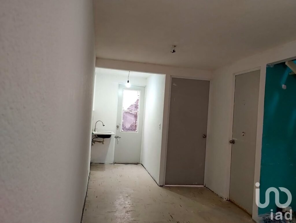 VENDO CASA EN PASEOS DEL LAGO, ZUMPANGO, ESTADO DE MÉXICO