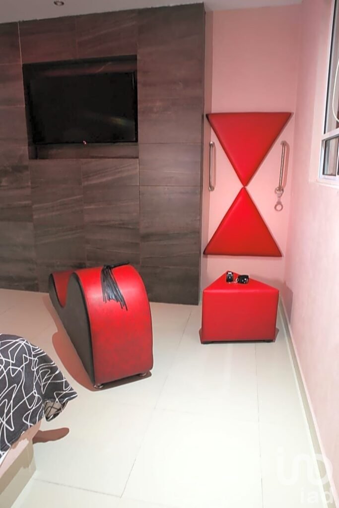 VENTA MOTEL EN OPERACIÓN CON RENTABILIDAD INMEDIATA