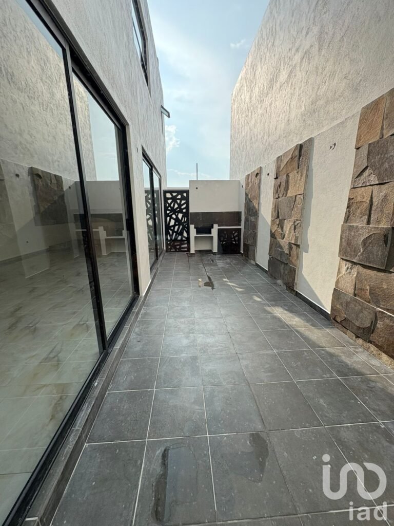 Se Vende Casa en Residencial De Lujo En San Rafael Comac