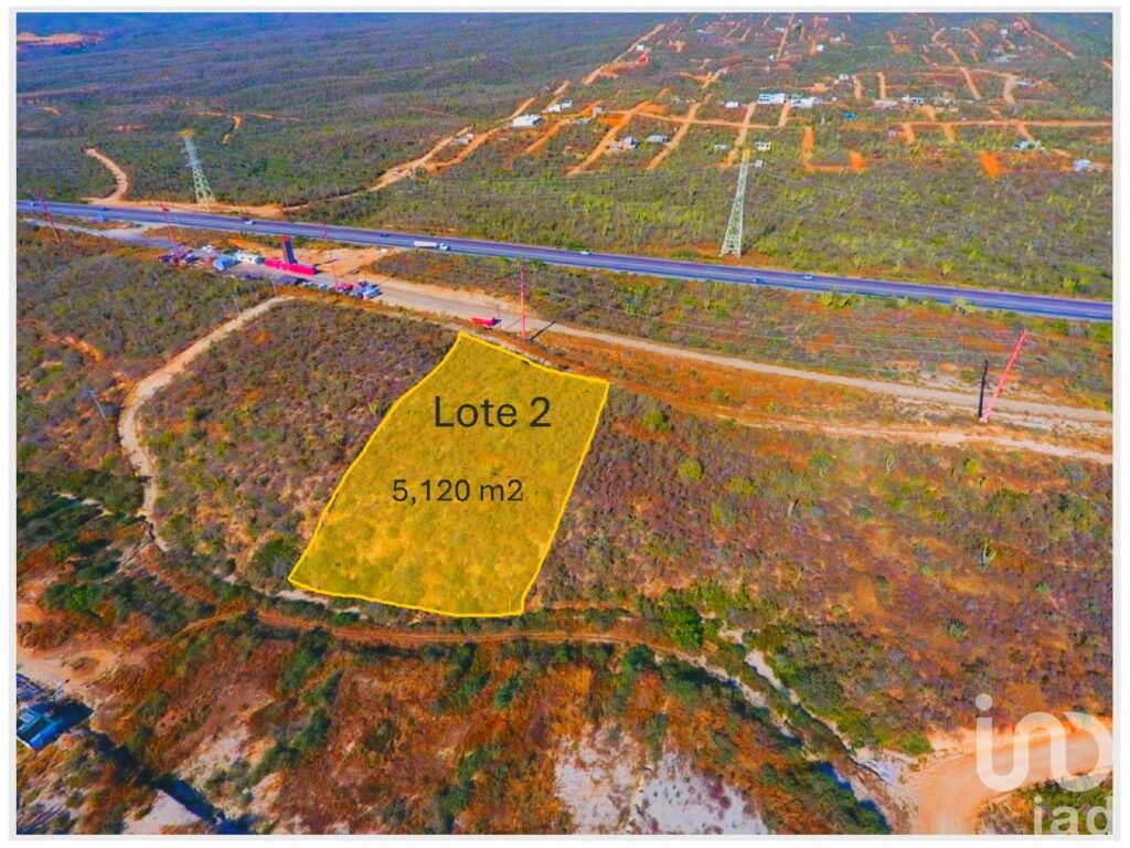 Se vende excelente terreno ubicado en fraccionamiento campestre a 5 minutos de Cabo San Lucas