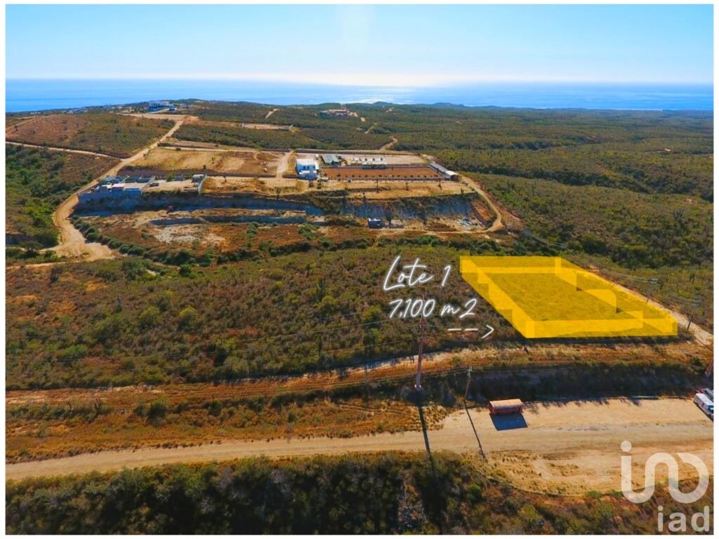 Se vende terreno en fraccionamiento campestre de Cabo San Lucas
