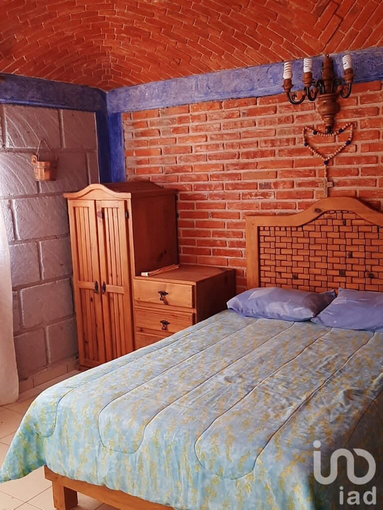 CASA CAMPESTRE TEQUISQUIAPAN EL TEJOCOTE